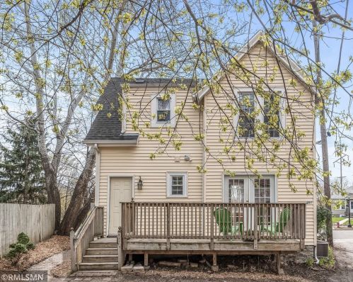 394 Dewey St, Saint Paul MN  55104-3530 exterior