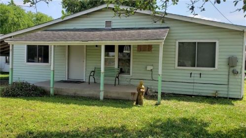 414 Vargas St, Flowella, TX 78355-3156