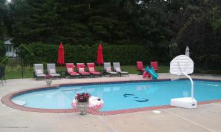401 Grant Ave, Deal Park, NJ 07723-1511