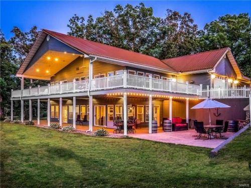 594 Lakeside Dr, Cuba, MO 65453-9603