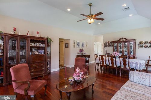 1700 Speedwell Rd, Lancaster PA  17601-4628 exterior