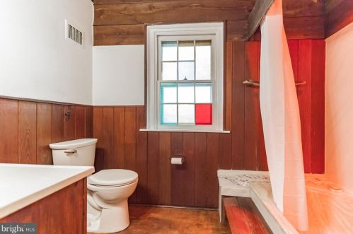 806 Front St, Philadelphia PA 19106-3019 exterior