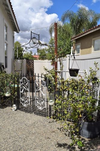 193 Cape Elizabeth Way, Riverside CA  92506-6178 exterior