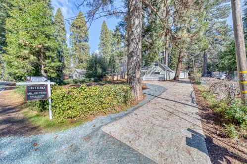 10539 Walker Dr, Grass Valley, CA 95945-6022