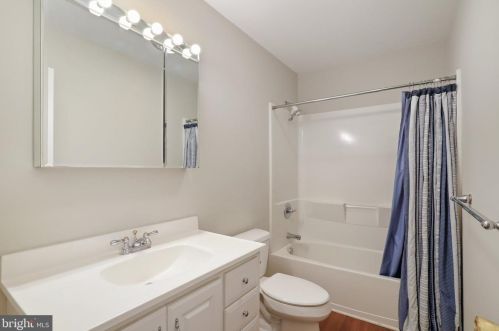 7302 Aspen Ct, Middletown MD  21769-7605 exterior