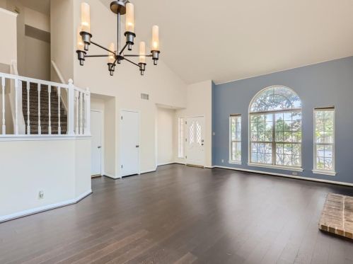 7600 Cat Tail Cv, Austin TX  78750-8162 exterior