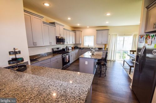 1333 Spindrift Rd, Aberdeen MD  21001-3954 exterior