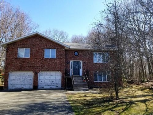 84 Allentown Rd, Waterbury, CT 06716-1121
