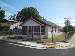 1604 4th St, Clovis, CA 93611-1432