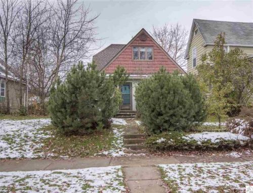 425 70th Ave, Duluth, MN 55807-1839