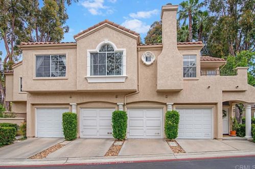 11380 Camino Playa Cancun, San Diego, CA 92124-1587