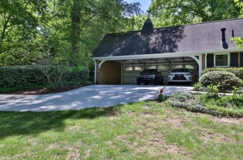 1630 Brandon Hall Dr, Atlanta GA  30350-3703 exterior