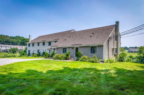 9 Boyd Rd, Londonderry, NH 03053-4614
