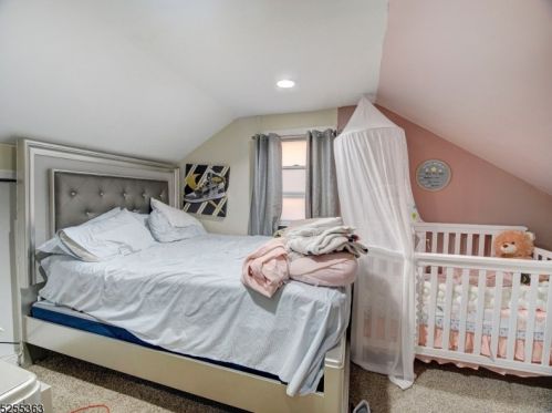 53 Sassafras St, Paterson NJ  07524-1733 exterior