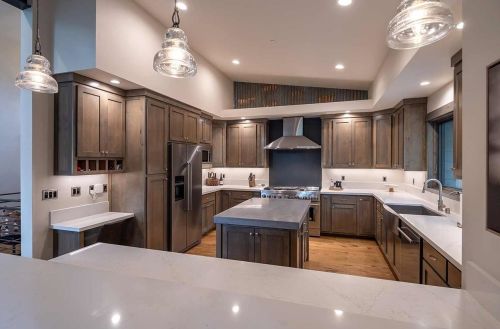 11901 Sitzmark Way, Truckee CA  96161-6139 exterior