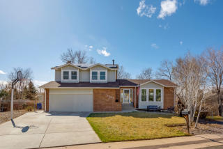 7303 Crescent Dr, Littleton, CO 80120-3904