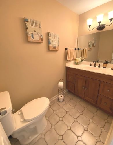 7859 Nordica Ave, Niles IL  60714-3313 exterior