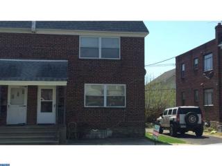 1912 Solly Ave, Philadelphia, PA 19152-2615