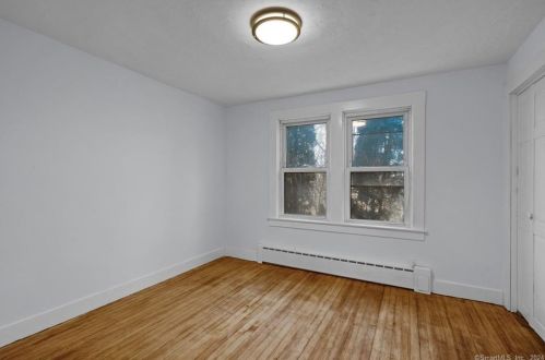 11 Frederick St, Killingly CT  06239-2709 exterior