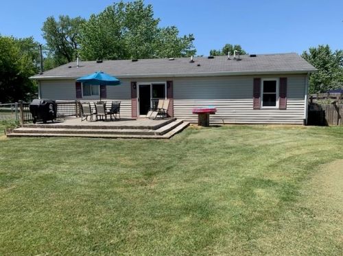 301 North Railroad St, Godley, IL 60407-9610
