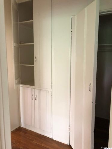 1523 Rock Gln Ave, Glendale CA  91205-4372 exterior