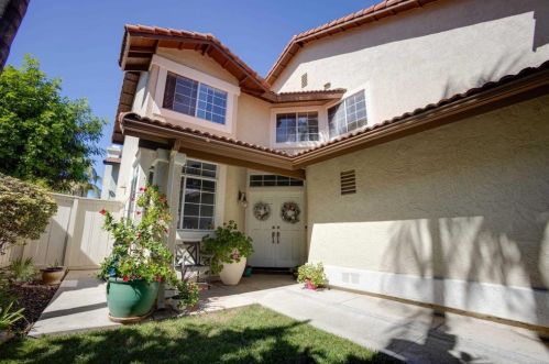 11124 Caminito Inocenta, San Diego, CA 92126-6108