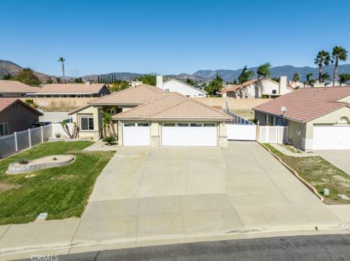 2802 Sunrise Dr, Rialto, CA 92377-3484