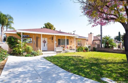 8528 Barton Rd, Whittier, CA 90605-1908