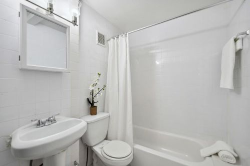 3061 Highbury Trl, Atlanta GA  30354-2321 exterior