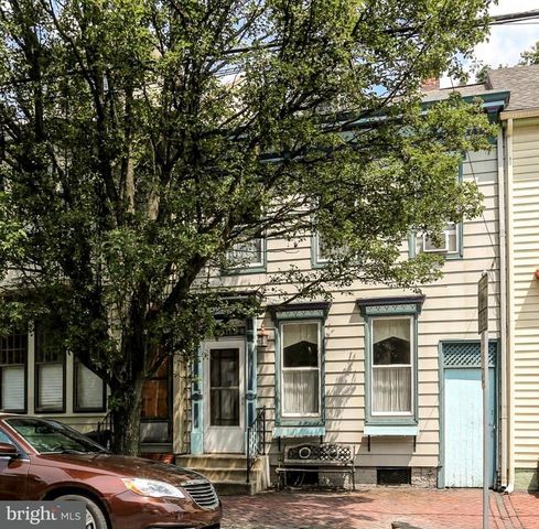 1319 Green St, Harrisburg, PA 17102-2637