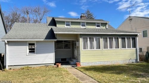 19 Snyder Ave, Parsippany, NJ 07834-2135