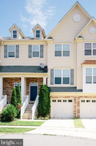 71 Tailor Ln, Erial, NJ 08081-5699