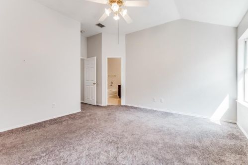 1233 Mountain Air Trl, Fort Worth TX  76131-5446 exterior