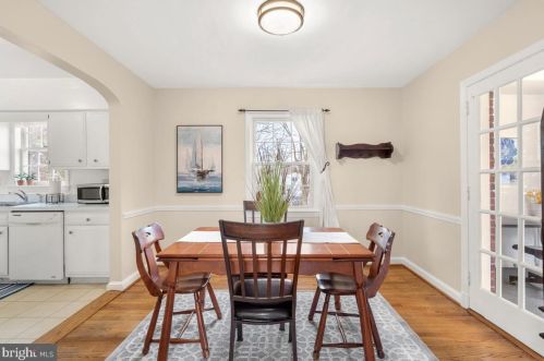 1626 Oakview Dr, Silver Spring MD 20903-2243 exterior