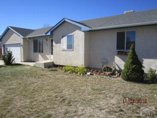 627 Del Rio Dr, Pueblo, CO 81007-2767