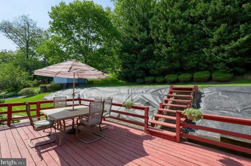 1650 Stony Battery Rd, Lancaster PA  17601-1287 exterior