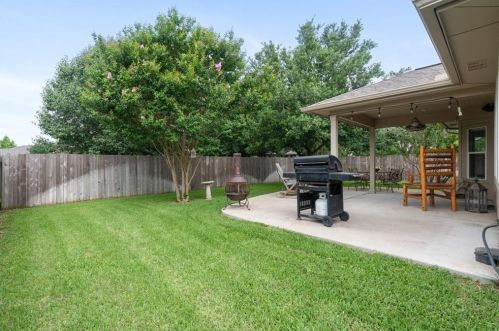 30111 Drifting Meadow Dr, Georgetown, TX 78628-3716