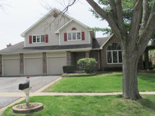 65 Erin Dr, Trout Valley, IL 60013-3702