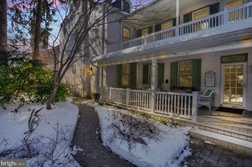 109 High St, Carlisle PA 17013-2990 exterior