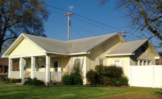 1422 Mitchell St, Conway, AR 72034-3859
