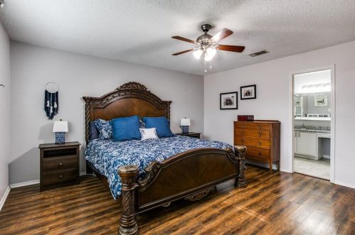 5729 Stone Mdw Ln, Fort Worth TX  76179-3739 exterior