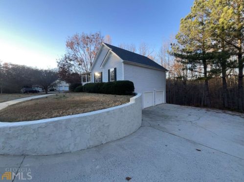193 Diamond Ct, Carrollton, GA 30116-7565