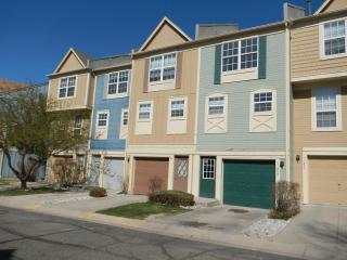 11806 Kepner Dr, Aurora CO  80012-3292 exterior