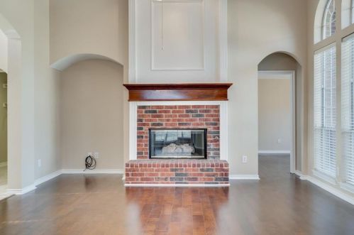 309 Oregon Trl, Argyle TX  76226-3926 exterior