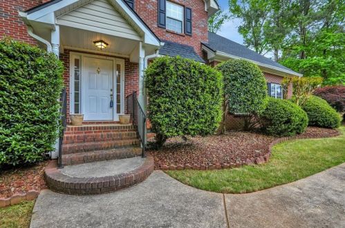 15 Brandy Ct, Carrollton, GA 30117-5300
