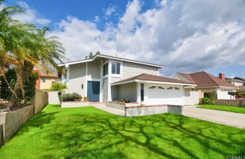 1527 Alexis Ave, Anaheim, CA 92802-1325