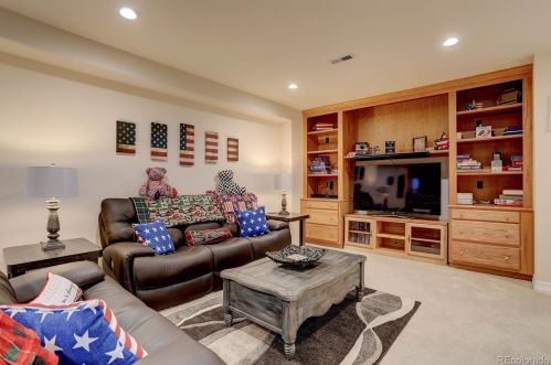15771 Progress Dr, Denver CO  80015-4257 exterior