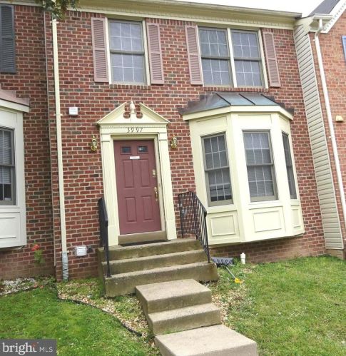 3997 Bali Ct, Woodbridge, VA 22192-7633