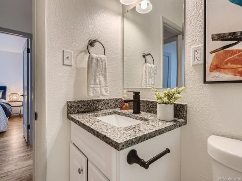 2205 Irving St, Denver CO  80211-5048 exterior