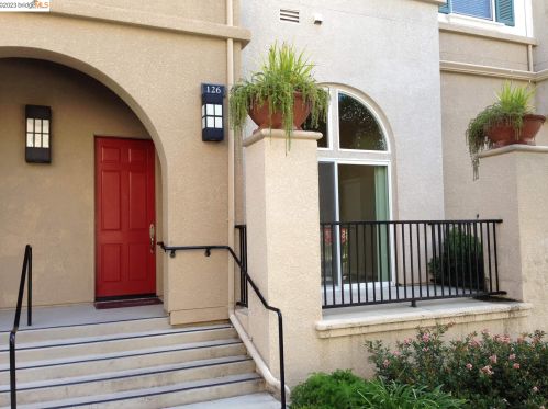 3275 Dublin Blvd, Pleasanton, CA 94568-4706